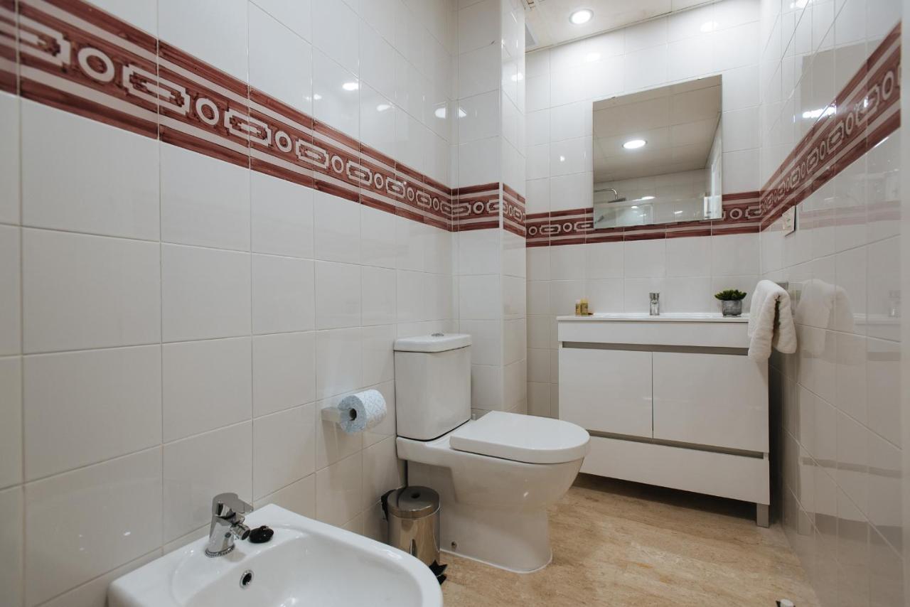 Triana Home - Free Parking Seville Ngoại thất bức ảnh